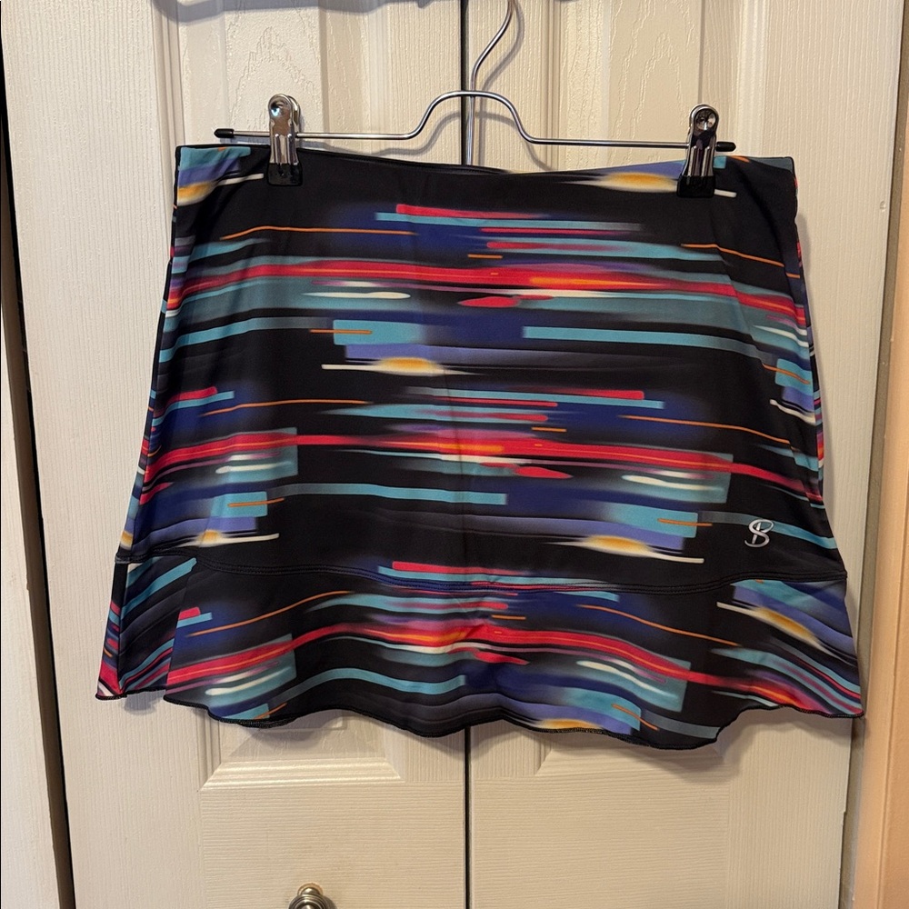 Sofibella Colorful Striped Skirt with underneath shorts (skort) Size L